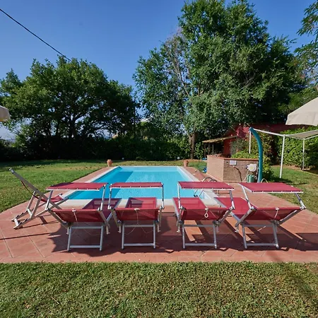 Podere Le Sugherine Hébergement de vacances *