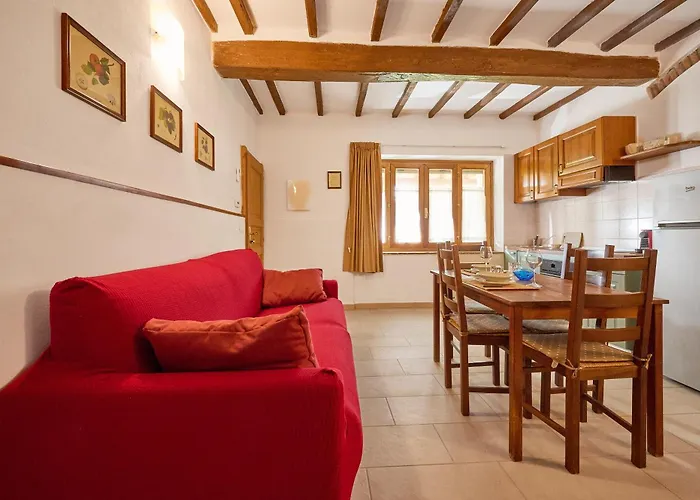 Nyaraló Podere Le Sugherine *