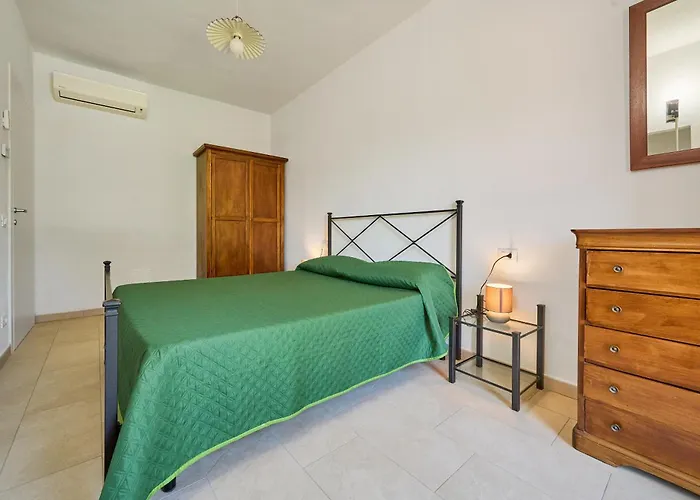 Nyaraló Podere Le Sugherine *